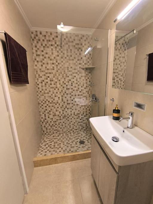 κέντρο πόλης Elena Apartment *